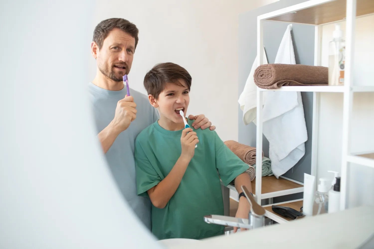 Parents_ role in promoting oral hygiene