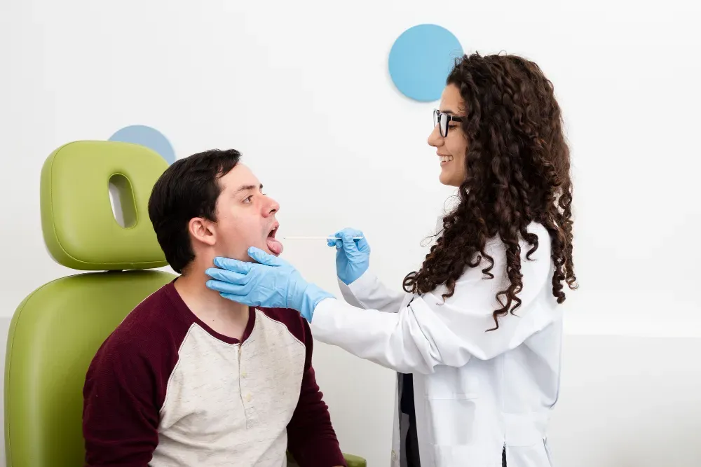 Early detection of oral health issues